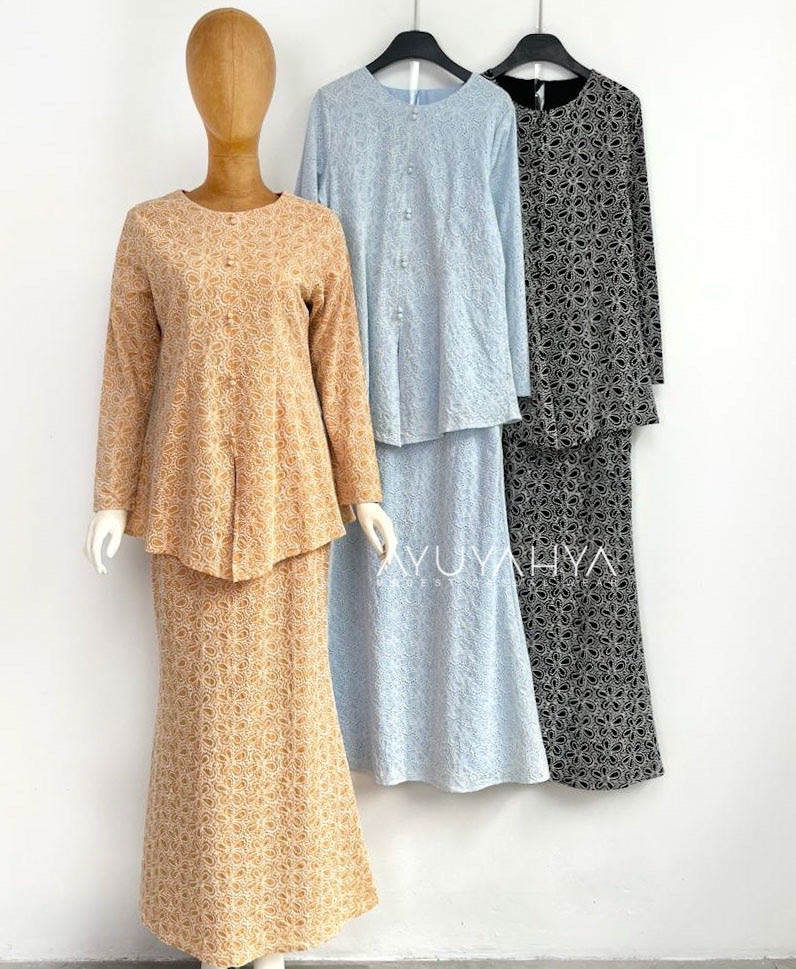 Mawar Kurung Set